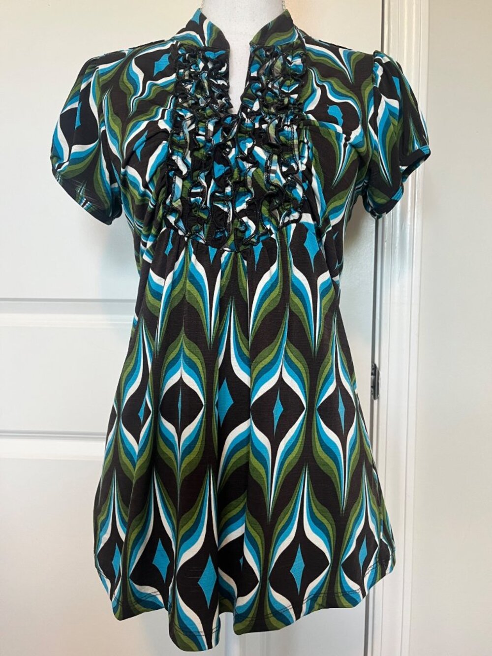 Vtg HeartSoul Ruffle Patterned Top Tie Short Sleeves Womens Size L Y2K Retro